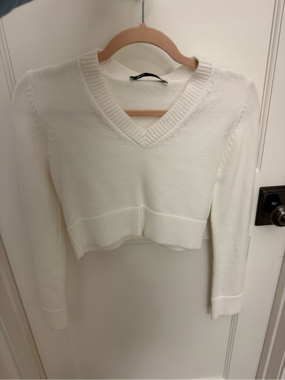 White V-Neck Cropped Sweater